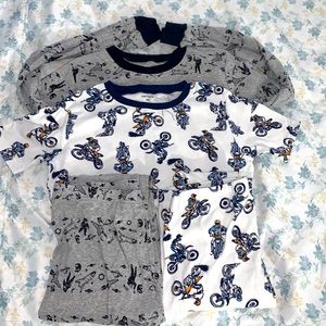 Boys pajamas. Like new.